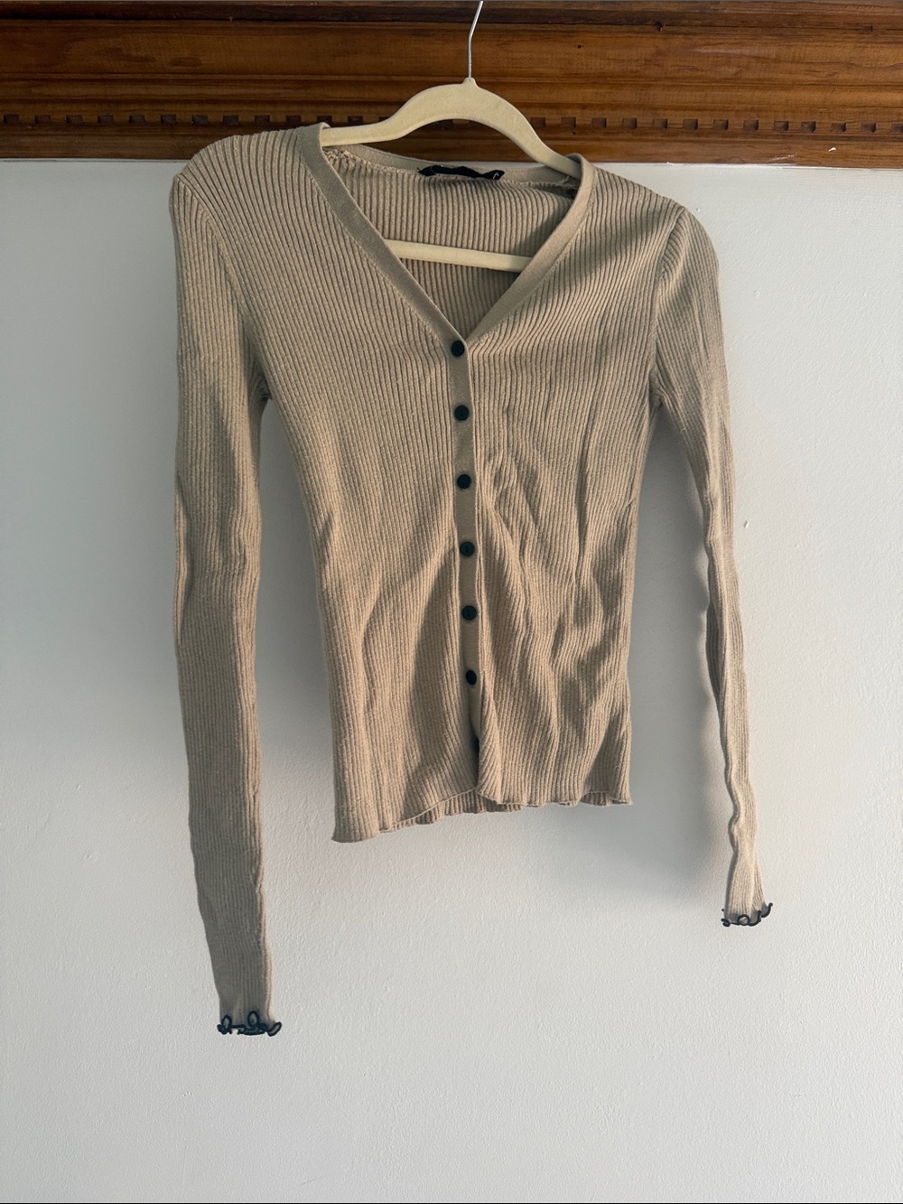 Zara Beige Ribbed Button-Front V-Neck Cardigan